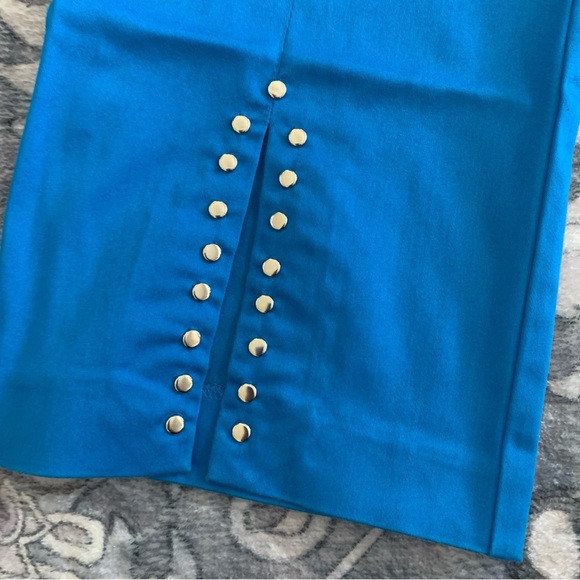 Cache Blue Studded Capris Size 2 - Picture 2 of 5